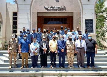 الجيار والمستشار العسكري يتفقدوا مدارس تعليم الجيزة