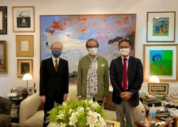 فاروق حسني يستقبل سفير اليابان وممثل مكتب جايكا مصر بمتحفه