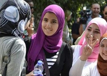 خطة «التعليم» لتطبيق «البوكليت» بامتحانات الشهادة الإعدادية