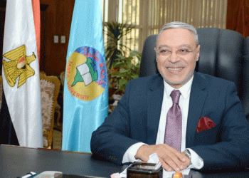 الدكتور محمود ذكى، رئيس جامعة طنطا