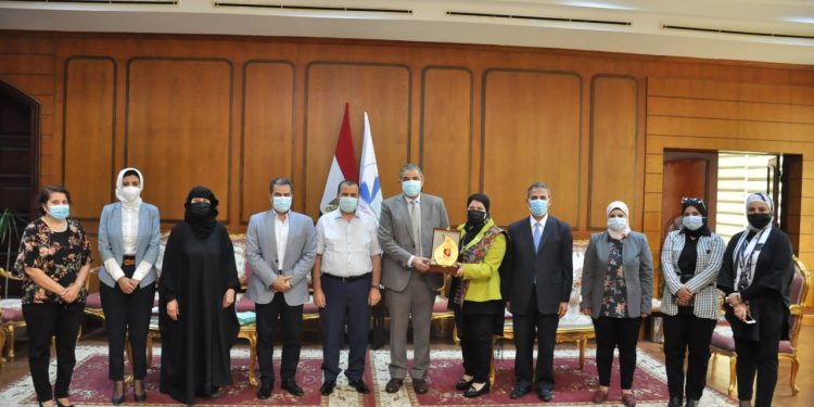 رئيس جامعة كفرالشيخ: كل الدعم لأنشطة فرع قومي المرأة بالمحافظة