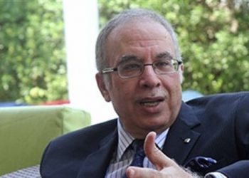 الدكتور أسامة حمدي.. أول طبيب مصري يحصل على جائزة الأكاديمية الأمريكية للتغذية