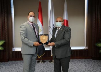 وفد الوكالة الفرنكوفونية يزور الجامعة المصرية - اليابانية|صور