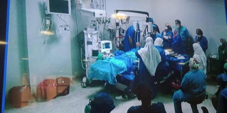مستشفيات جامعة بنها تجري أول عملية زراعة للقرنية