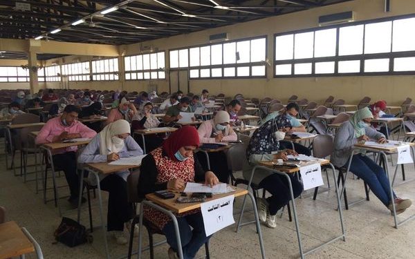 انطلاق أعمال امتحانات طلاب الدراسات العليا لكلية الطب بجامعة أسيوط