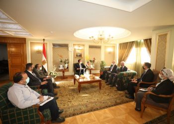 وزير التعليم العالي يستقبل وفدًا من تحالف المستشفيات الحكومية الفرنسية