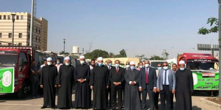 انطلاق أكبر قافلة إغاثية من الأزهر إلى قطاع غزة