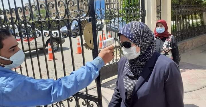 العليا للفيروسات: 3 أسباب ستؤدي لإنخفاض إصابات كورونا في مصرالأيام المقبلة 