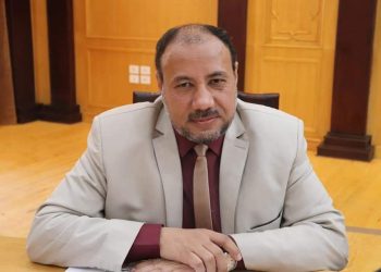 نائب رئيس جامعة الأزهر يهنئ طلاب علوم لحصولهم على المركز الثاني بمعرض المبتكرين