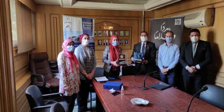 الفنون التطبيقية جامعة حلوان توقع مذكرة تفاهم مع أهل مصر للحروق