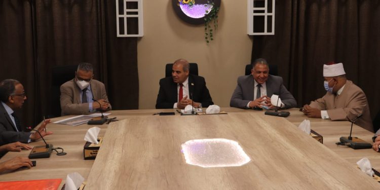 رئيس جامعة الأزهر يتابع آخر أعمال الصيانة بالمدينة الجامعية