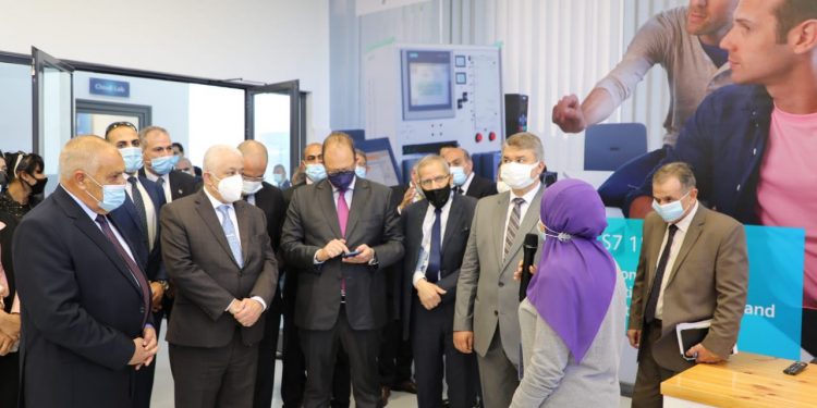 افتتاح أكاديمية العربية للتصنيع لتدريب الكوادر البشرية في مجال التحول الرقمي