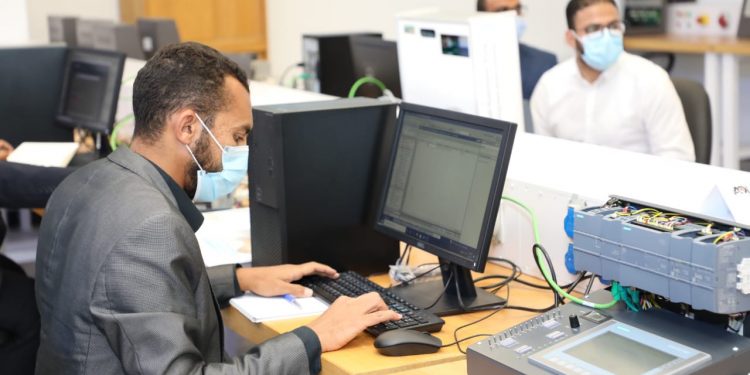 افتتاح أكاديمية العربية للتصنيع لتدريب الكوادر البشرية في مجال التحول الرقمي