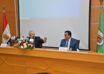 افتتاح كلية الدراسات العليا للنانو تكنولوجي بفرع جامعة القاهرة بالشيخ زايد