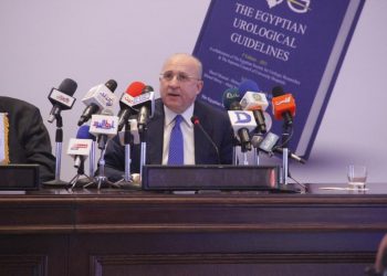 عادل العدوي: إطلاق أول دليل استرشادي مصري لـ«المسالك البولية»