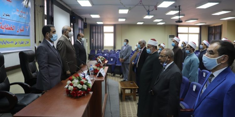 رئيس جامعة الأزهر يطالب أئمة وزارة الأوقاف بالتصدي للشائعات