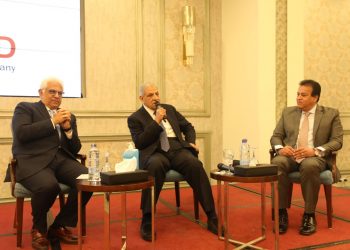 وزير التعليم العالي يشهد فعاليات افتتاح مؤتمر "بناء مجتمعات التعلم"