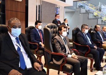 وزير الرياضة يفتتح بطولة كأس العرب لكرة قدم الصالات 2021