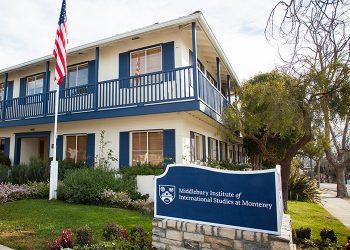 معهد ميدلبري للدراسات الدولية في أمريكا يقدم منحة لطلاب الماجستير