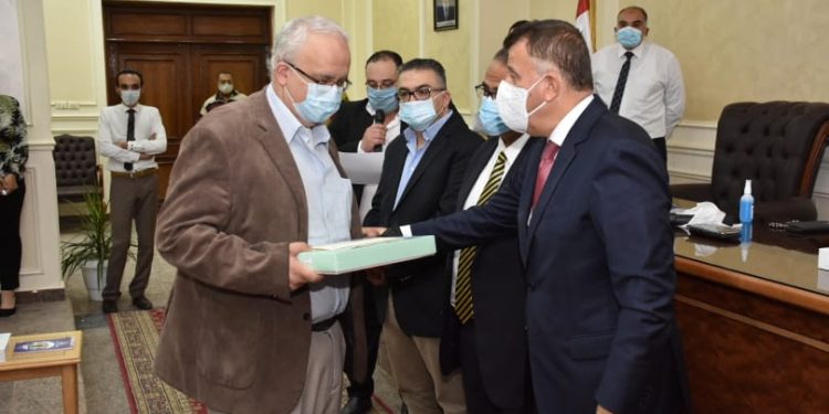 بتكليف من رئيس الجمهورية.. جامعة عين شمس تقيم نصب تذكاري لشهداء الجيش الأبيض