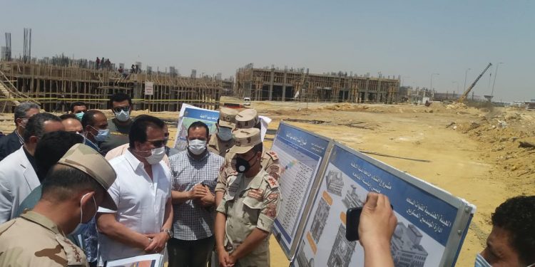 وزير التعليم العالي يتفقد الأعمال الإنشائية بجامعة بنها الأهلية 