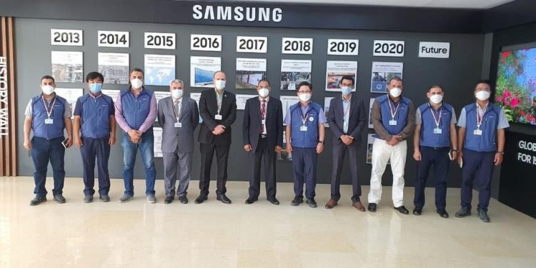 جامعة بني سويف التكنولوجية توقع اتفاق تعاون لتدريب الطلاب في شركة سامسونج.