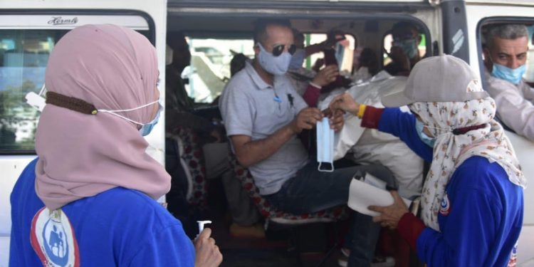 وزيرة الصحة: 22 ألفًا و376 تلقوا لقاح فيروس كورونا بمحافظة أسيوط