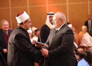 الطيب يعدل رأيه حول «تجديد الخطاب الديني».. هل ينصر «الخشت» بعد مرور 458 يوماً؟