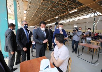 وزير التعليم العالي: الجامعات نجحت في خوض الامتحانات على الأرض رغم توقفها بعدة دول