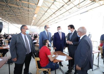 رئيس جامعة عين شمس: تطعيم الطلاب بلقاح كورونا مع بداية العام الدراسي الجديد