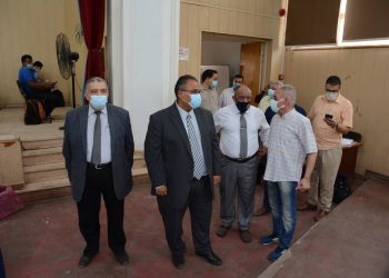 "سعود" يتفقد أعمال الامتحانات بكلية الزراعة جامعة عين شمس