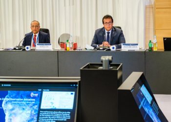 وزير التعليم العالي يشارك في فعاليات منتدى الفضاء الأوروبي الإفريقي لرصد الأرض بالبرتغال
