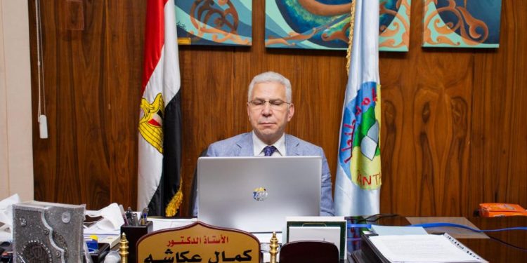 نائب رئيس جامعة طنطا يشارك في اجتماع المجلس الأعلى للدراسات العليا