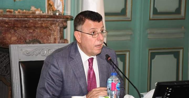 مجلس جامعة عين شمس يكرم أساتذة كلية الألسن لحصولهم على جائزة الجامعة التقديرية