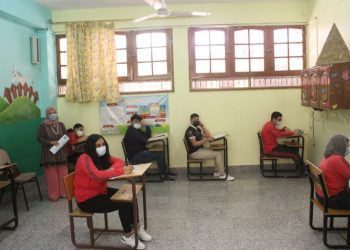 87965 طالبا يؤدون امتحانات الشهادة الإعدادية في 447 لجنة بالغربية