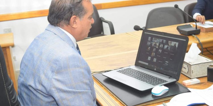 رئيس جامعة سوهاج: الموافقة على إضافة مقرر ريادة الأعمال في بعض الكليات