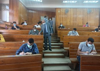 عميد طب الأسنان بالأزهر "نعمل علي توفير كافة سبل الأمان والسلامة للطلاب" مع بدء أول أيام الامتحانات