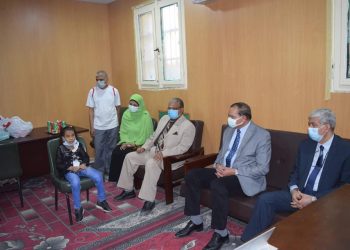 جامعة سوهاج تكرم الفائزين في المسابقة الدينية والثقافية بمركز نور البصيرة