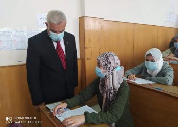 رئيس جامعة المنوفية يتفقد اختبارات الفصل الدراسي الثاني بتربية نوعية