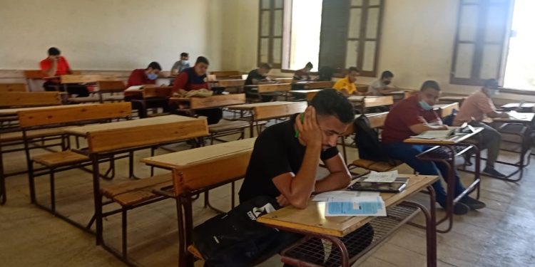 تعليم الجيزة تعلن عدد الطلاب المشاركين في الامتحان التجريبي الثالث