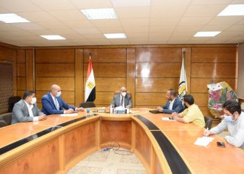 رئيس جامعة أسيوط يوقع برتوكول تعاون مشترك مع الشركة العربية لتكنولوجيا المعلومات