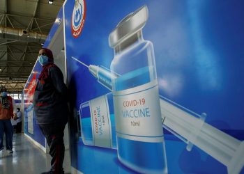 موقع أفريقي شهير: مصر لديها خلفية في التعامل مع الفيروسات وتصنيع اللقاح خطوة مهمة