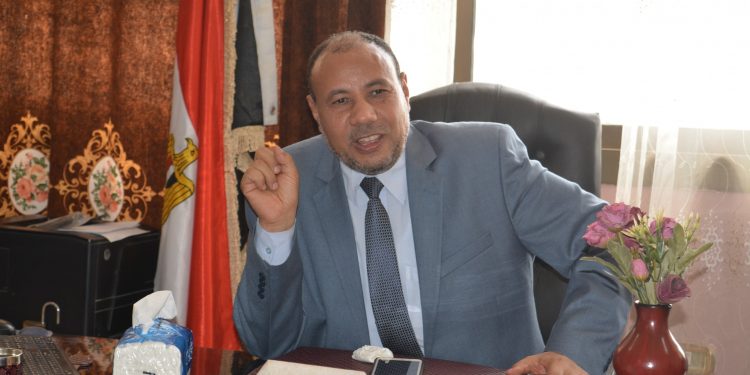 نائب أزهر وجه قبلي يجتمع برؤساء الأقسام وهيئة تدريس كلية البنات بالمنيا