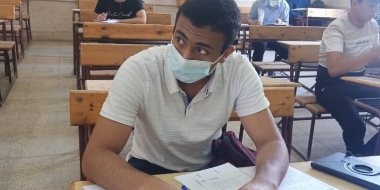 القصة الكاملة لحصول طالب على 97,6% وحذفه من قائمة أوائل الثانوية .. التعليم توضح