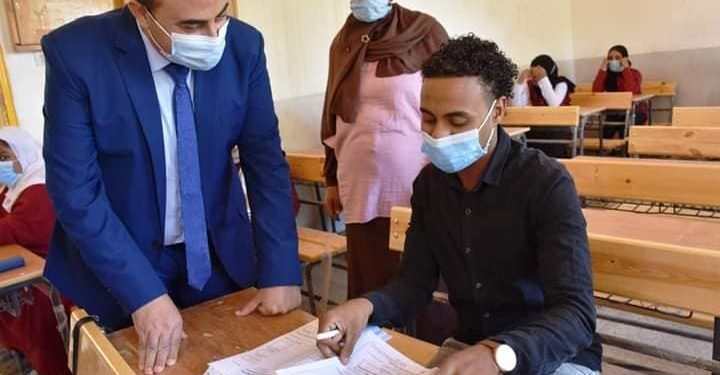 تعليم أسوان: 30 لجنة في 5 إدارات تعليمية جاهزة لاستقبال  6812 طالبا بالمرحلة الثانوية 