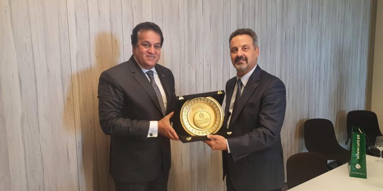 وزير التعليم العالي يزور جامعة نوفا البرتغالية