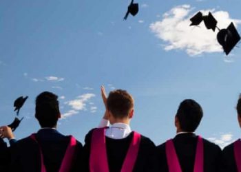 للطلاب الدوليين تعرف على مصروفات الدراسة و المعيشة في كندا