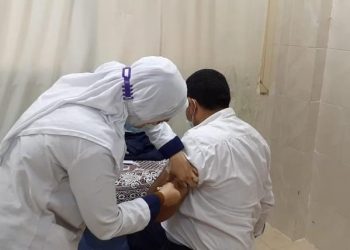 تطعيم 1500 من أعضاء هيئة التدريس والعاملين بجامعة بنها بلقاح كورونا