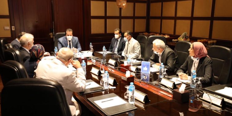 العليا للفيروسات التنفسية: انشاء عيادة بالمستشفيات الجامعية لمتلازمة ما بعد الإصابة بفيروس كورونا