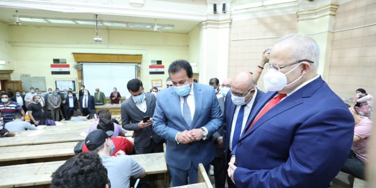 خاص| وزير التعليم العالي يكشف خريطة عمل جامعة القنطرة ودعم المجلس الأعلى للجامعات